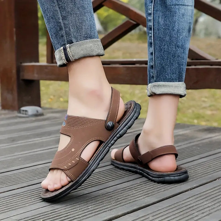 Stylové pánské sandály s páskovým podpatkem – Strider