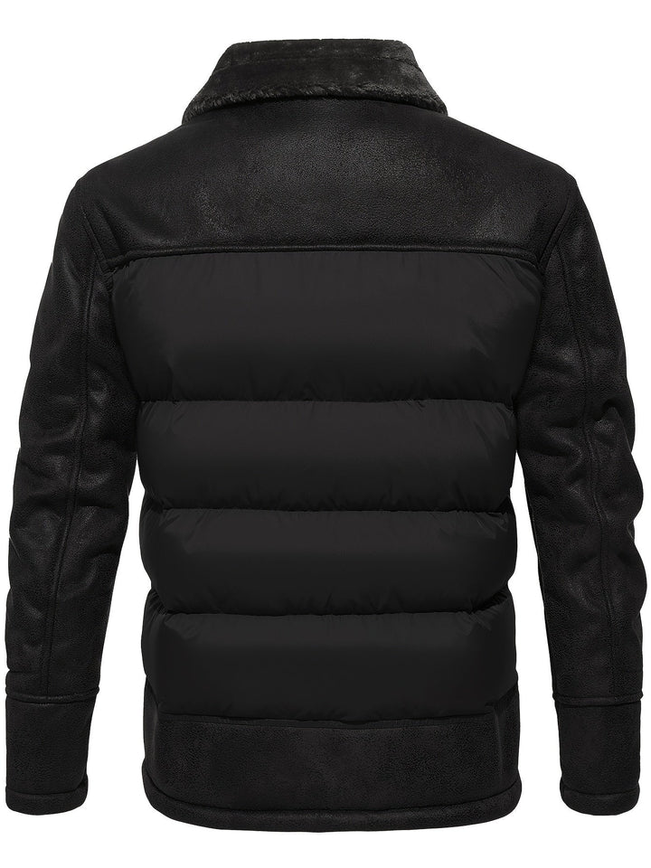 Schwarze Herrenjacke, Lederoptik, Stehkragen, Wintermode, warm gefüttert, Rückansicht.