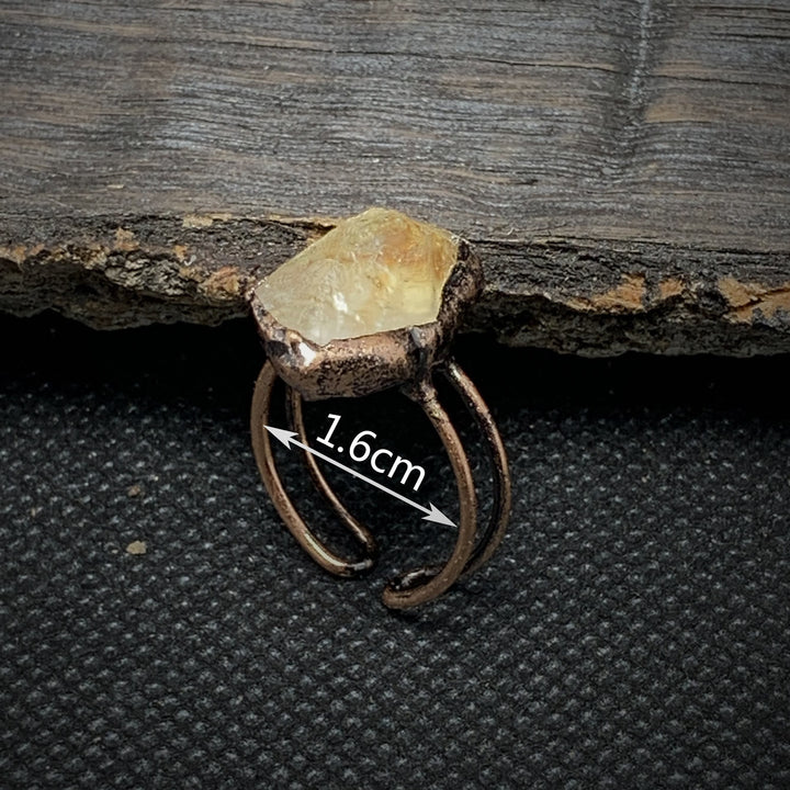 Rostfreier Stahlring mit gelbem Citrin, handgefertigt, verstellbar, 1,6 cm, Vintage-Stil.