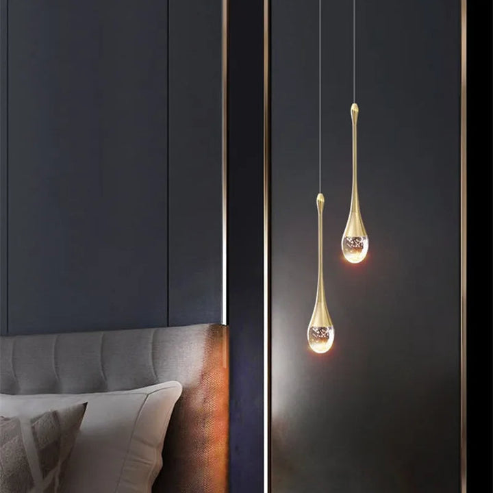Skleněná závěsná lampa s teplým světlem - Vetra