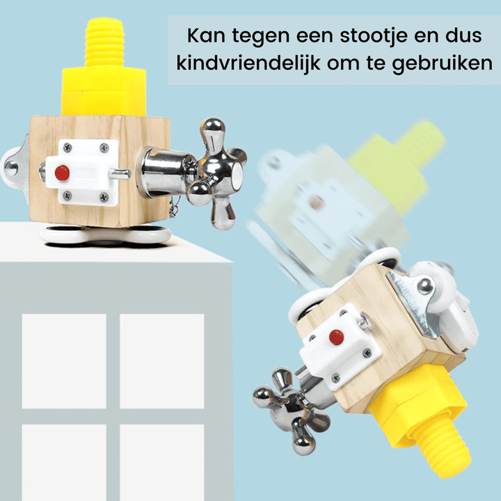 Holzspielzeug mit gelbem Kunststoffteil, kindgerecht, robust, mit Metallgriffen.