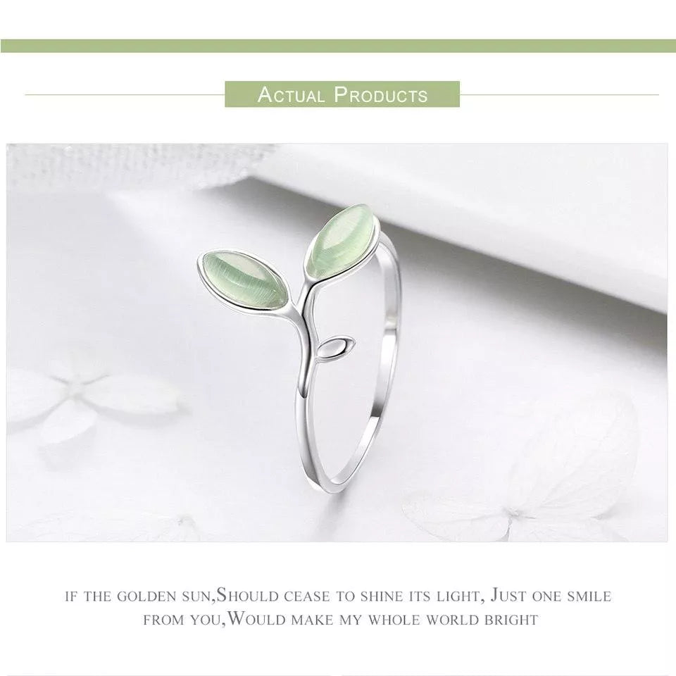 Silberring mit grünen Blättern, elegantes Design, Damen-Schmuck, modisch, Geschenkidee.