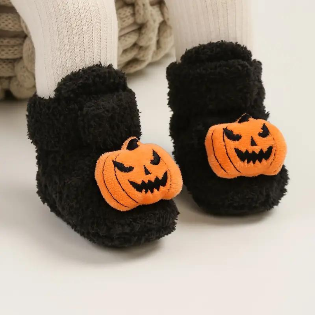 Dětské halloweenové pantofle s kresleným potiskem – SpookySteps