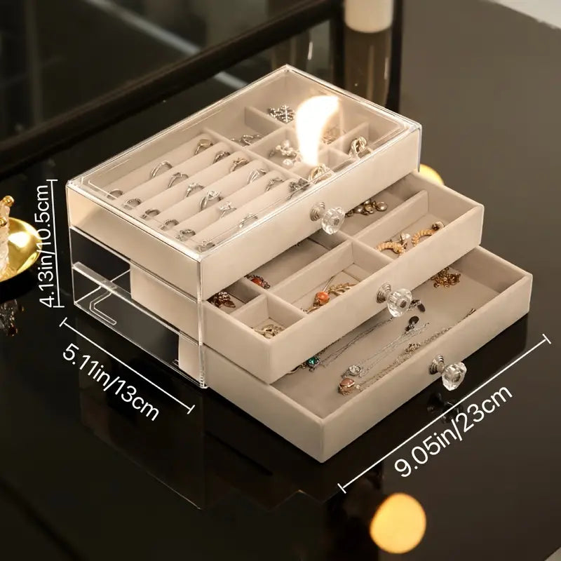 Klarer Schmuck-Organizer aus Acryl mit Schubladen, beige, für Ohrringe und Halsketten.