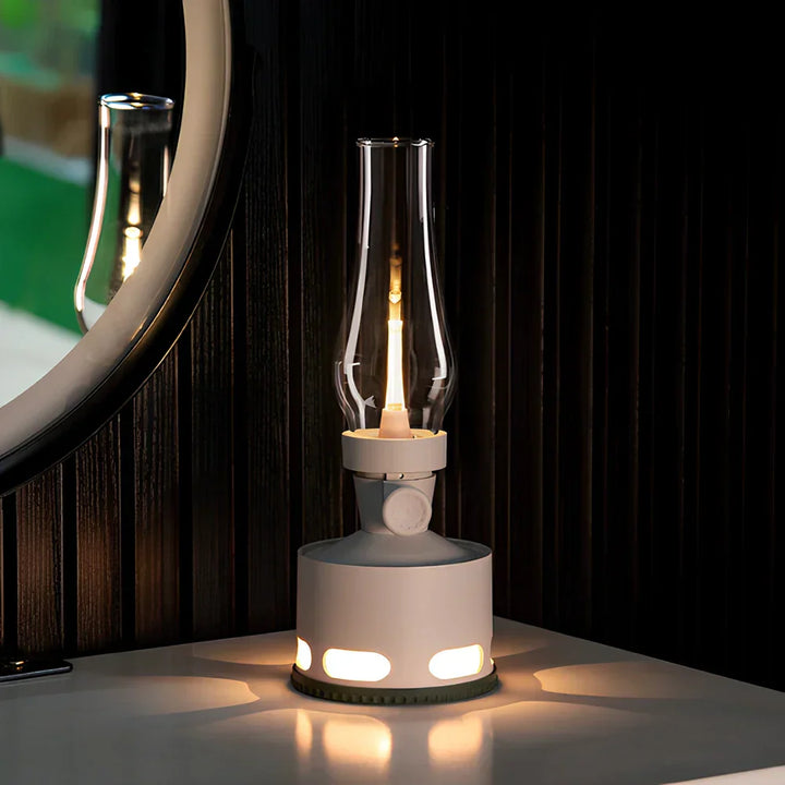 Moderne LED-Tischlampe in Weiß, Glaszylinder, dimmbar, stilvolles Design, Innenbeleuchtung.