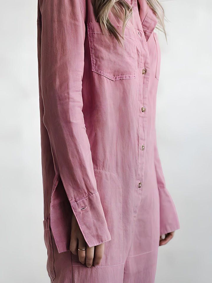 Rosa Damenhemd aus Seide, langärmelig, mit Knopfleiste, elegantes Design, modische Damenbekleidung.