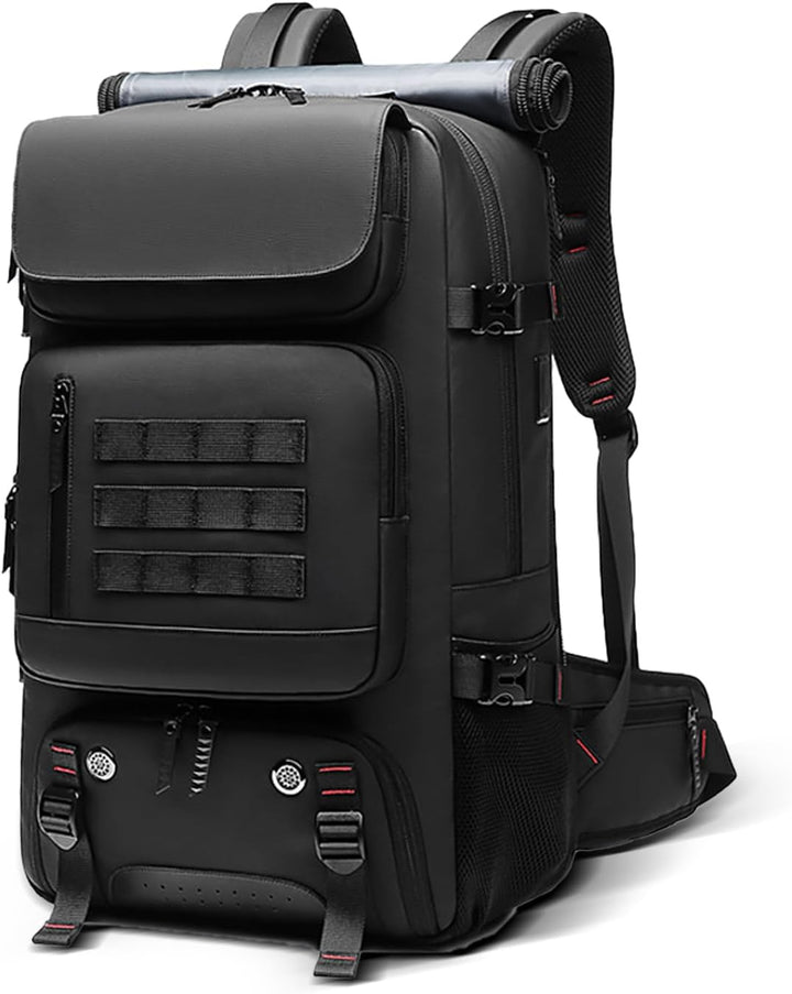Vodotěsný cestovní batoh 50 l s přihrádkou na boty a USB portem.