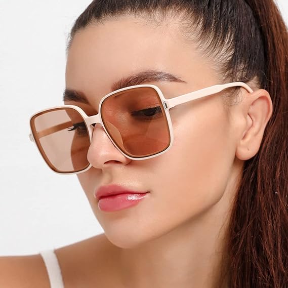 Damen Sonnenbrille, quadratisch, beige Rahmen, braune Gläser, modisch, UV-Schutz.