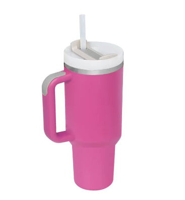 Rosa Thermobecher mit Henkel und Strohhalm, doppelwandig, ideal für heiße und kalte Getränke.