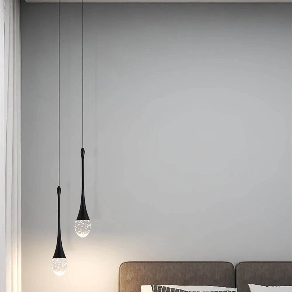 Skleněná závěsná lampa s teplým světlem - Vetra