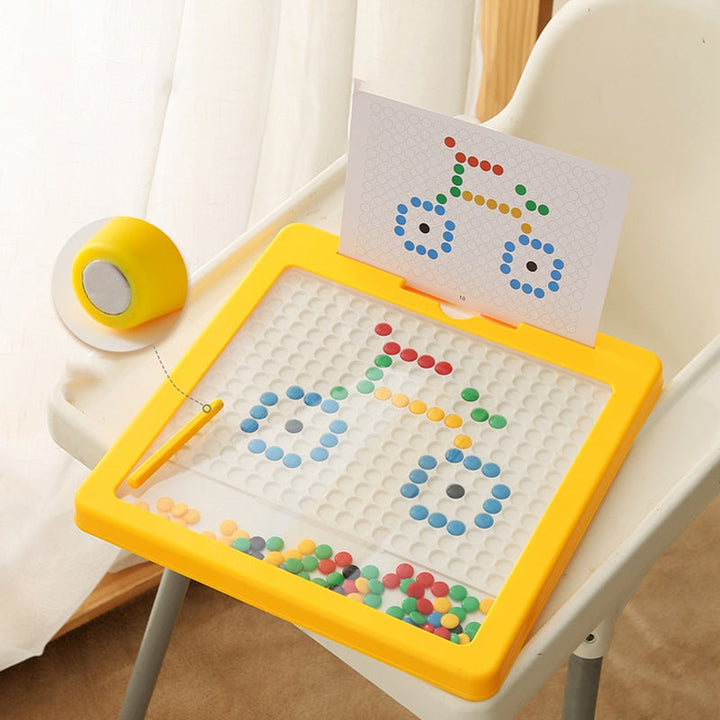 Magnetická tabule se znaky a korálky - MagniDots