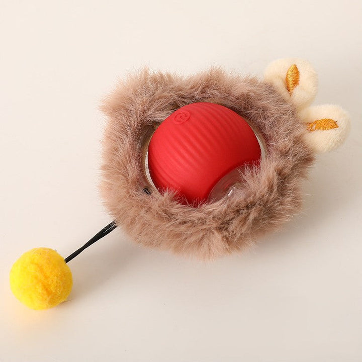 Roter Haustierball mit Plüschhülle und gelbem Bommel, interaktives Katzenspielzeug.