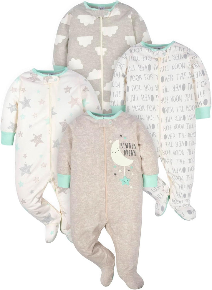 Vier Baby-Strampler mit Wolken- und Sternenmuster, Reißverschluss, pastellfarben, Baumwolle.