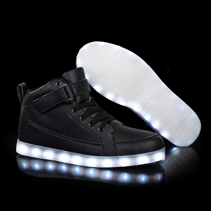 Schwarze LED-Sneaker, leuchtende Sohlen, Unisex, modisch, Freizeit, Nachtbeleuchtung.