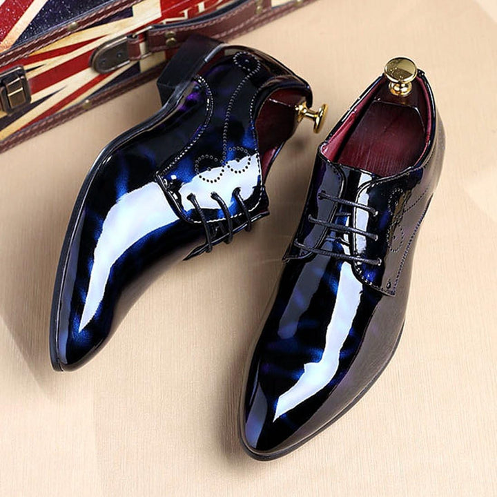 Elegante schwarze Lacklederschuhe für Herren, Schnürschuhe, glänzend, formell, modisch.