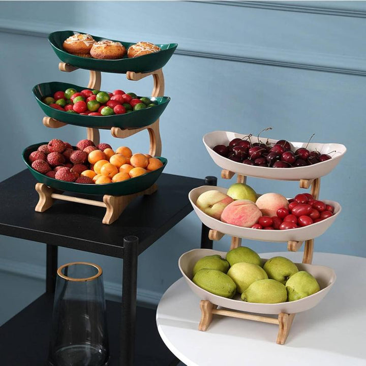 Obst-Etagere aus Holz und Keramik, 4-stufig, grün und weiß, für Küche oder Esszimmer.