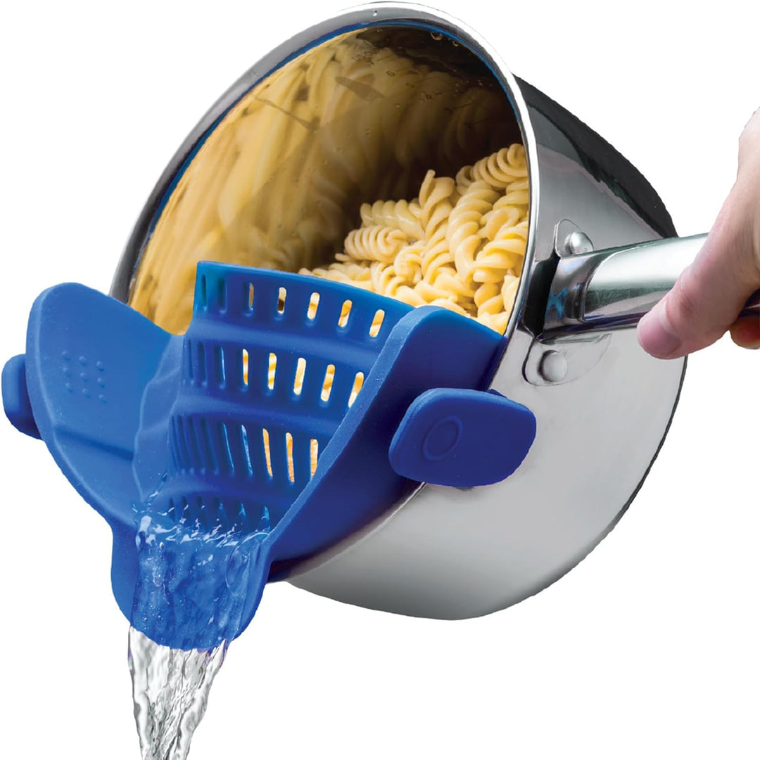 Blauer Silikon-Siebaufsatz für Töpfe, ideal zum Abgießen von Nudeln, BPA-frei.