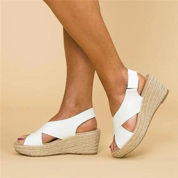 Weiße Damen-Sandalen mit Keilabsatz, Kreuzriemen, Sommerschuhe, bequem, modisch.