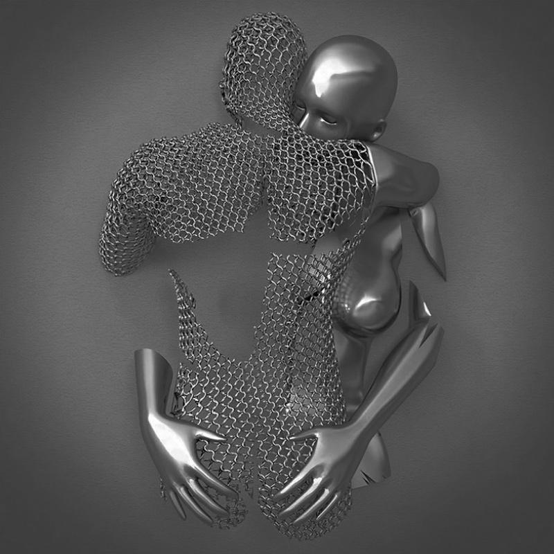 Zwei umarmende, silberne Skulpturen aus Metallgeflecht, moderne Kunst, abstrakte Darstellung.