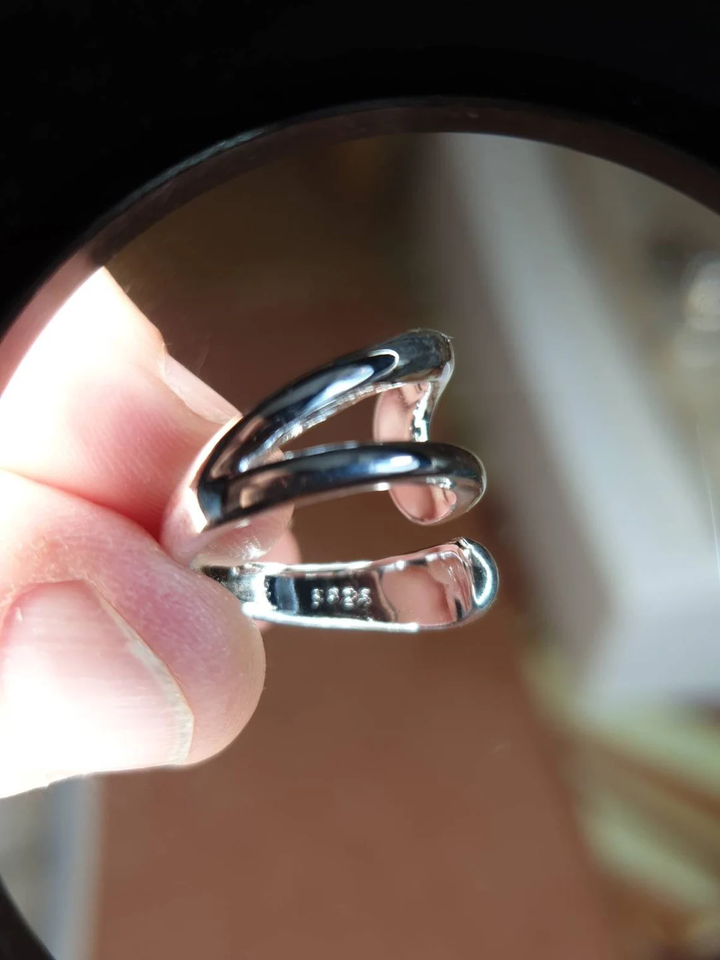 Silberner, verstellbarer Ring, minimalistisches Design, glänzend, für Damen, Schmuckaccessoire.