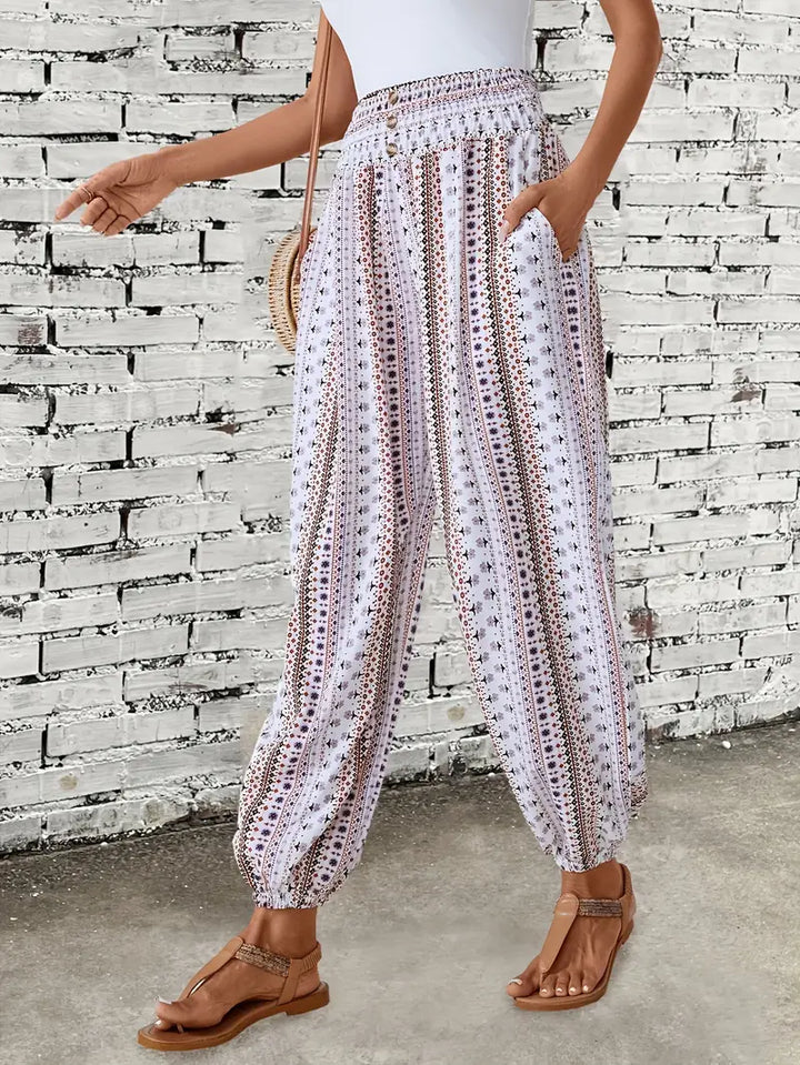 Boho-chic dámské kalhoty s grafickým potiskem – Solara