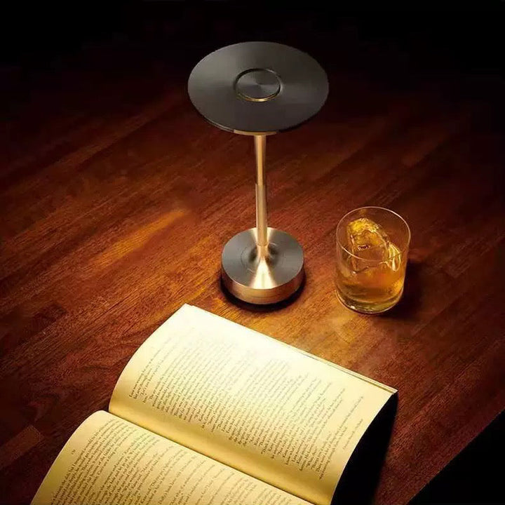 ClarityGlow Luxusní edice | Bezdrátová LED stolní lampa