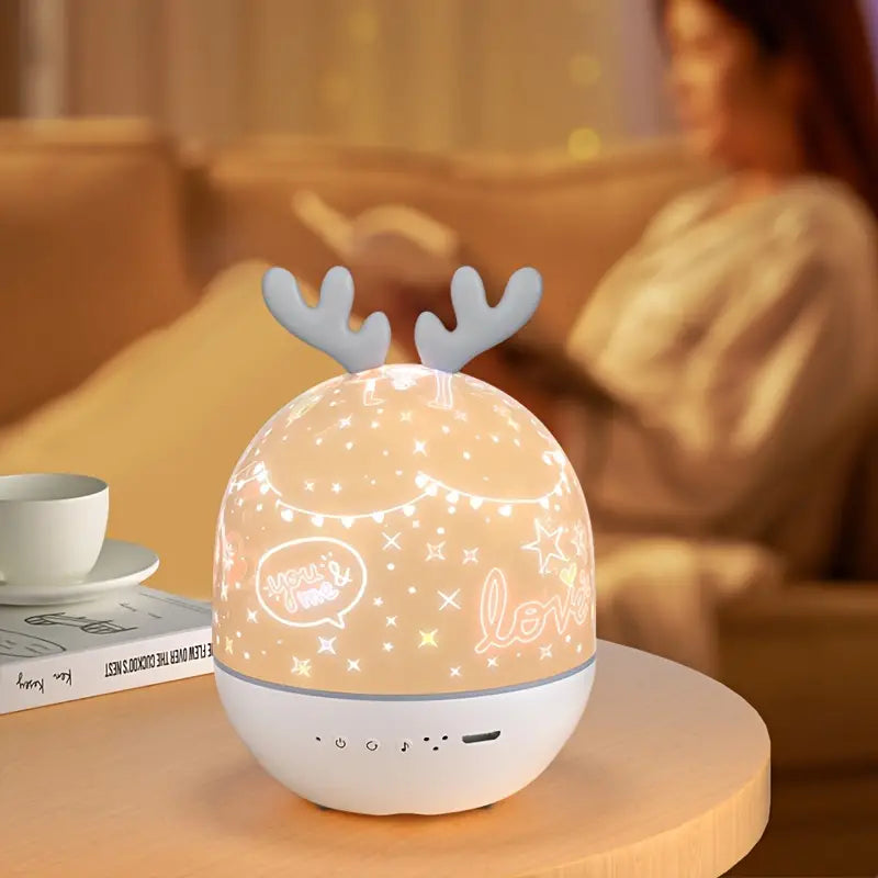 Luftbefeuchter mit Rentiergeweih, LED-Licht, beige, Wohnzimmer, Aromatherapie, dekorativ.