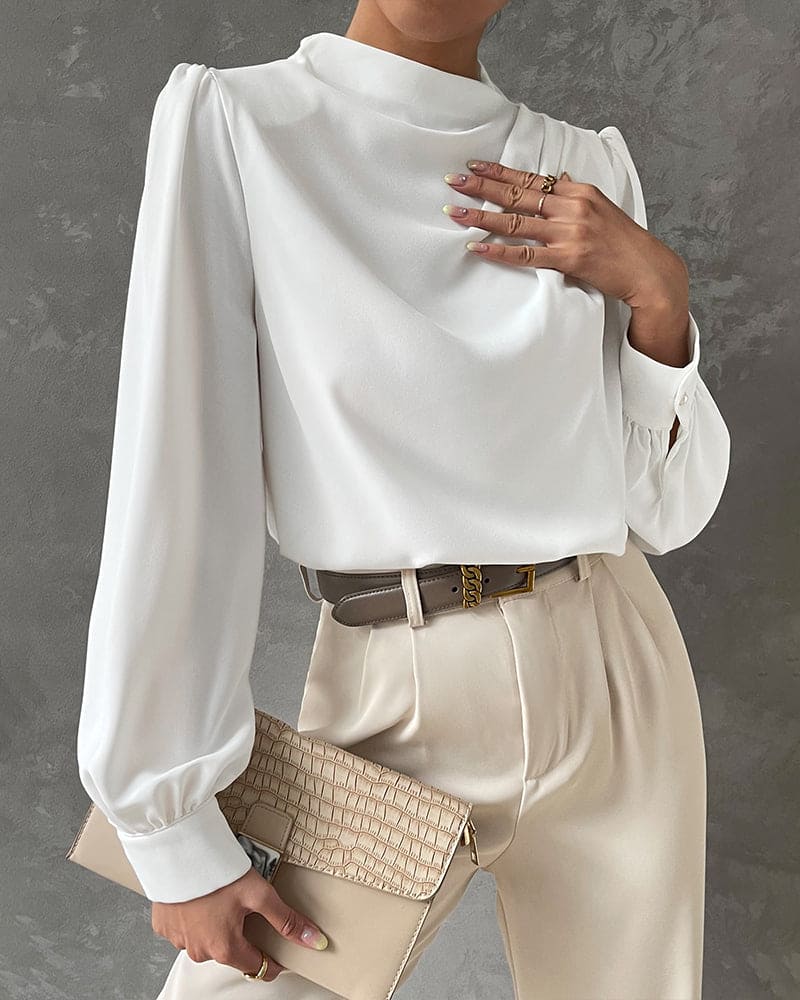 Damenbluse weiß, langarm, elegant, Satin, Büro-Outfit, Mode, stilvoll, klassisch, Damenmode