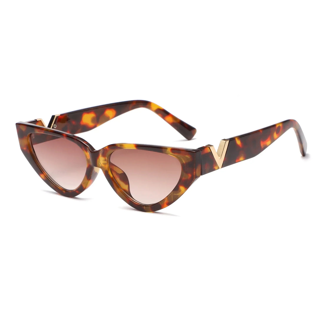 Katzenaugen-Sonnenbrille, braun getigert, UV-Schutz, modisch, Damen-Accessoire.