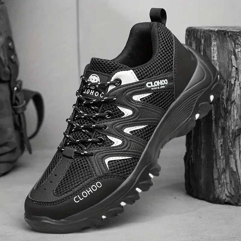 Schwarzer CLOHOO Wanderschuh, atmungsaktiv, rutschfest, Outdoor-Sportschuh für Herren.