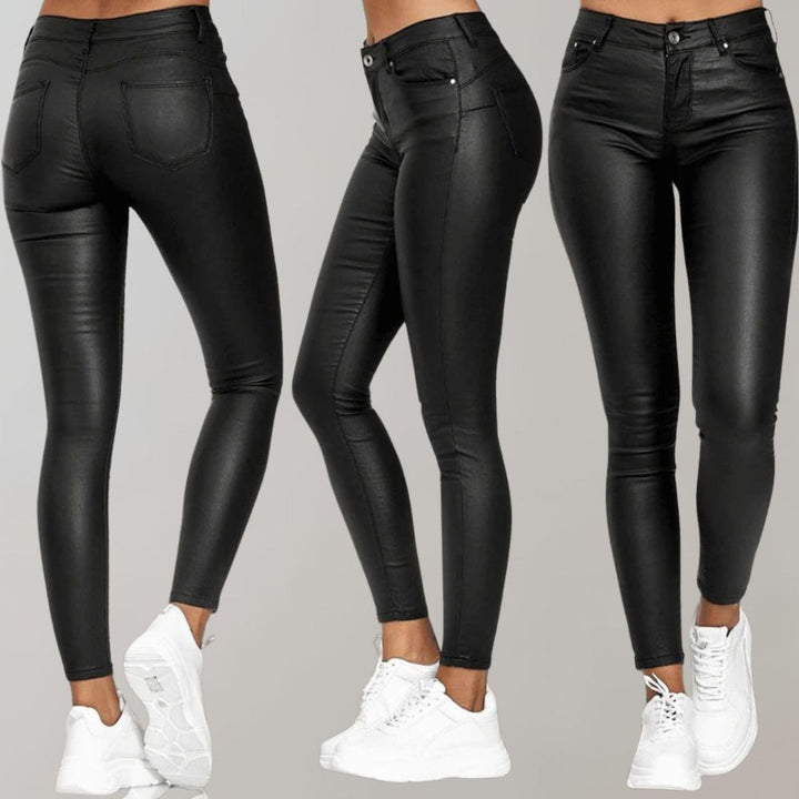 Schwarze Damen-Lederhose, eng anliegend, elegant, bequem, mit Taschen, modisch, vielseitig.