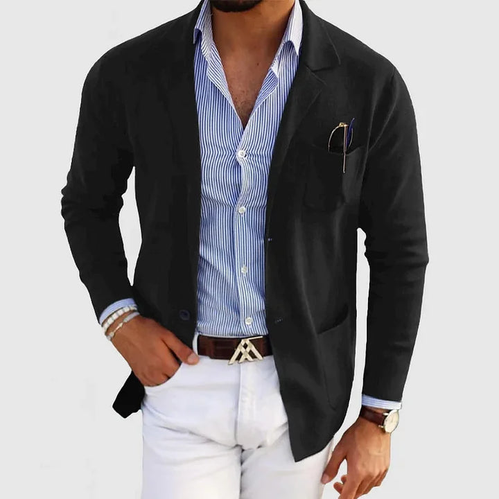 Herren Strickjacke schwarz, elegant, Baumwolle, Freizeitmode, modischer Blazer-Look.