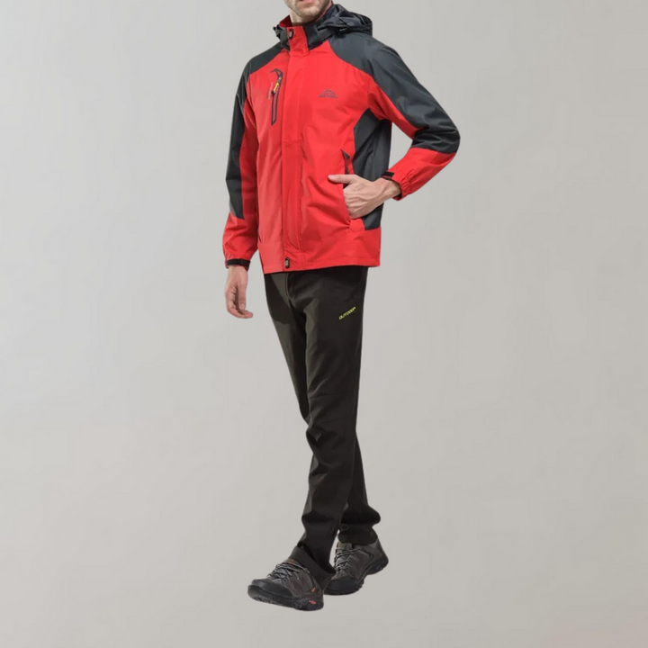 Rote Outdoor-Jacke mit Kapuze, schwarz-graue Akzente, Herrenmode, wetterfest, funktional.