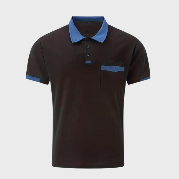 Schwarzes Polohemd mit blauen Akzenten, Kurzarm, Knopfleiste, Brusttasche.