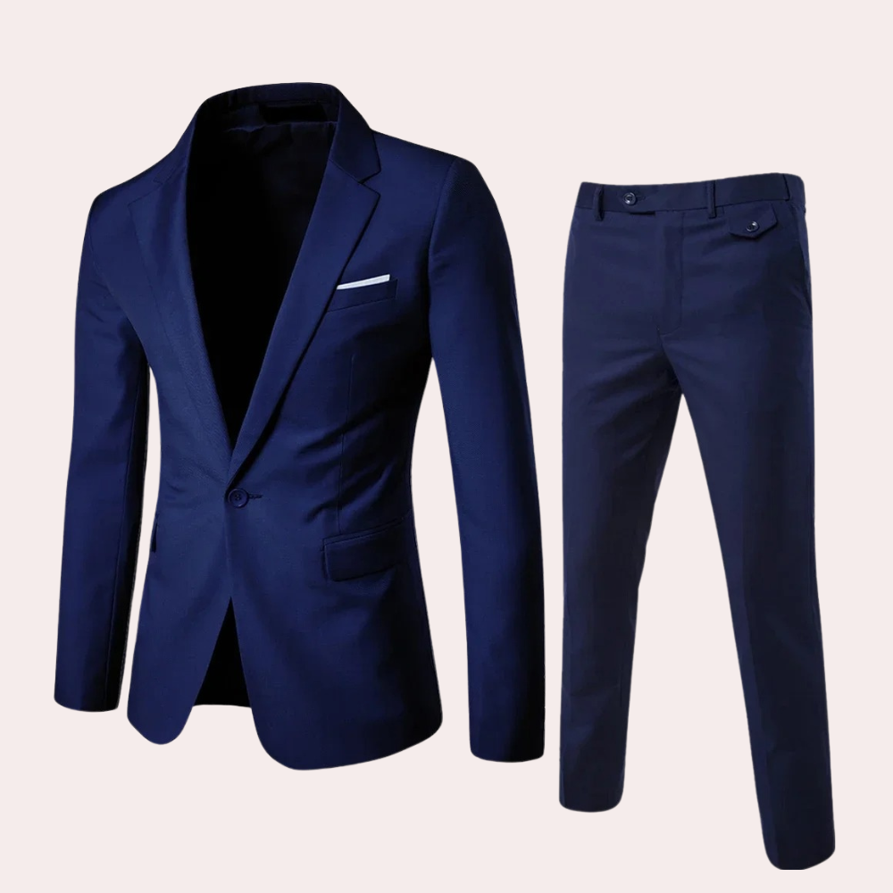 Dunkelblauer Herrenanzug, Sakko und Hose, elegantes Design, Businessmode, hochwertige Stoffe.