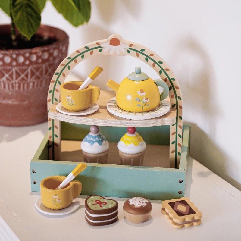 Sada dřevěných konvic pro děti s cupcake – Hračky na hraní