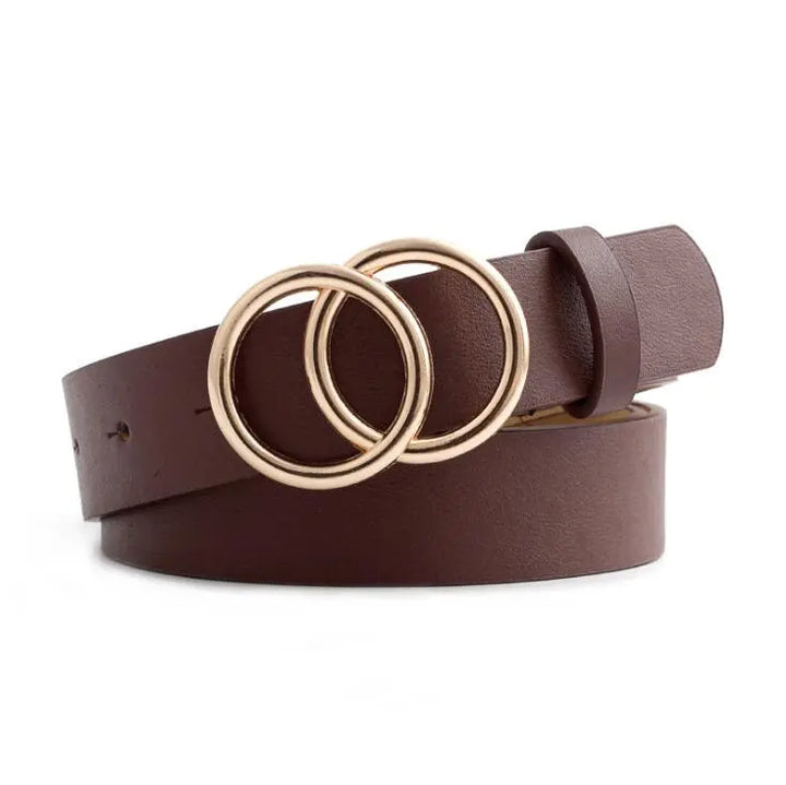 Brauner Ledergürtel mit goldener Doppelschnalle, modisches Accessoire, Damenmode.