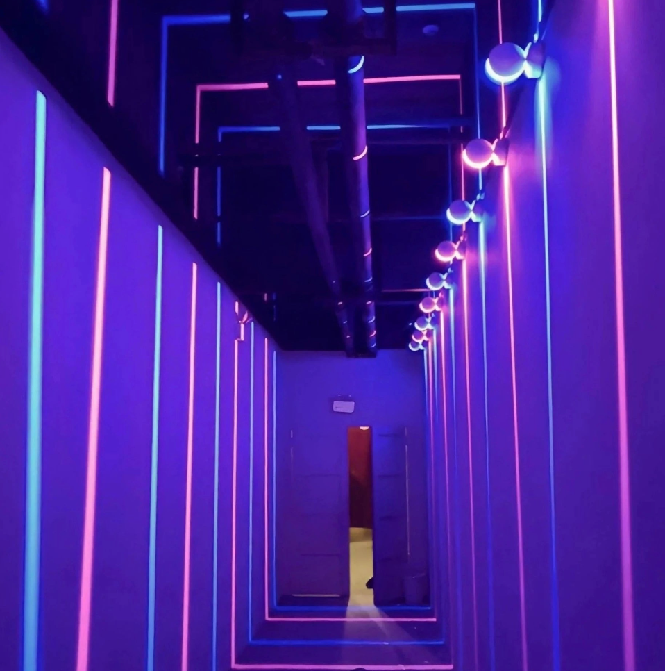 Chytré LED páskové osvětlení s 360° projekcí - Lumovibe