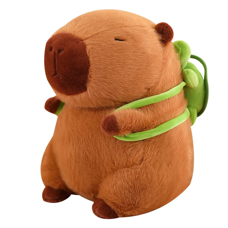 Kuscheltier Capybara braun mit grünem Rucksack, Plüschtier, Geschenkidee, Kinderzimmer-Deko.