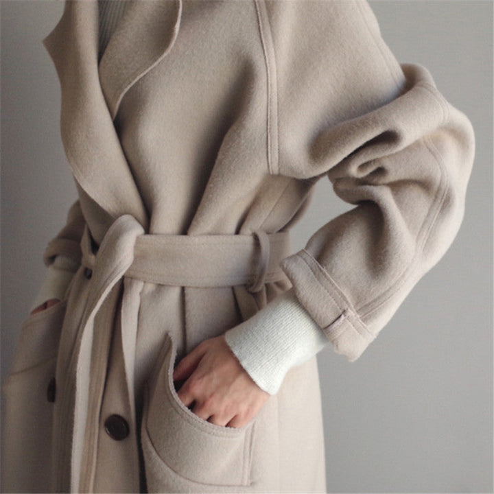 Damen-Wollmantel beige, Herbst-Winter, lang, mit Gürtel, Taschen, eleganter Stil.