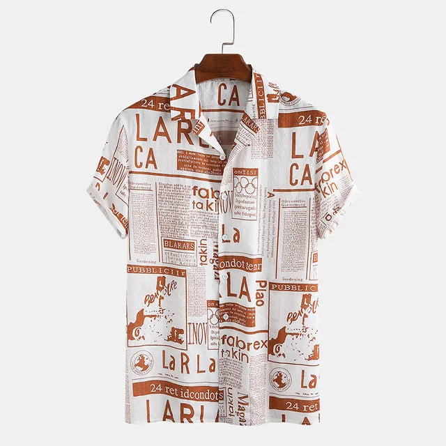 Herrenhemd mit Zeitungsdruck, weiß-braun, 65% Baumwolle, Freizeit, Streetwear, Kurzarm.