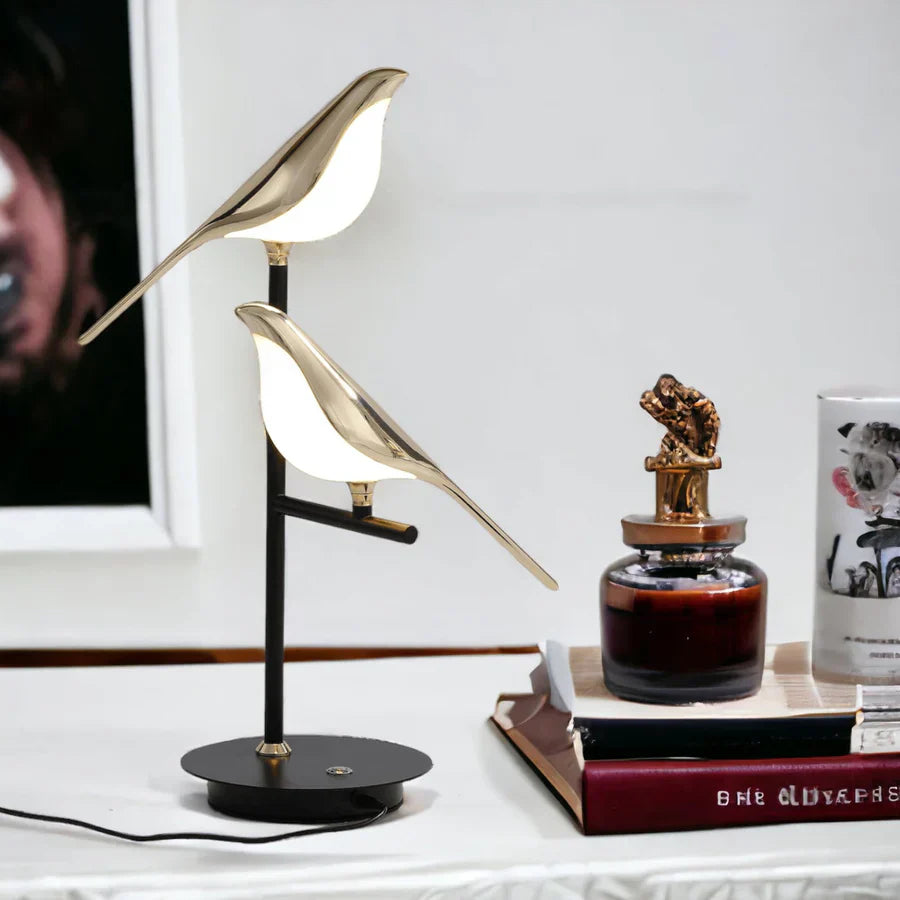 LED stolní lampa s elegantním designem - AvaBird