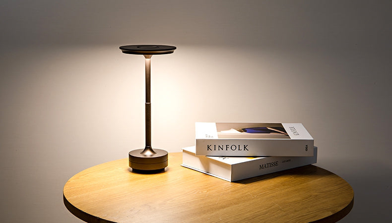 ClarityGlow Luxusní edice | Bezdrátová LED stolní lampa