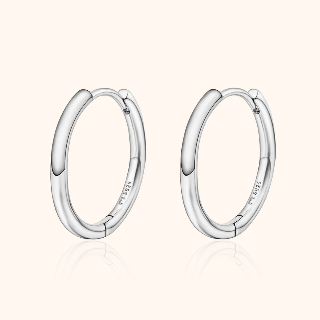 Silberne Creolen Ohrringe 925 Sterling Silber Schmuck minimalistisch elegant Damen Accessoire