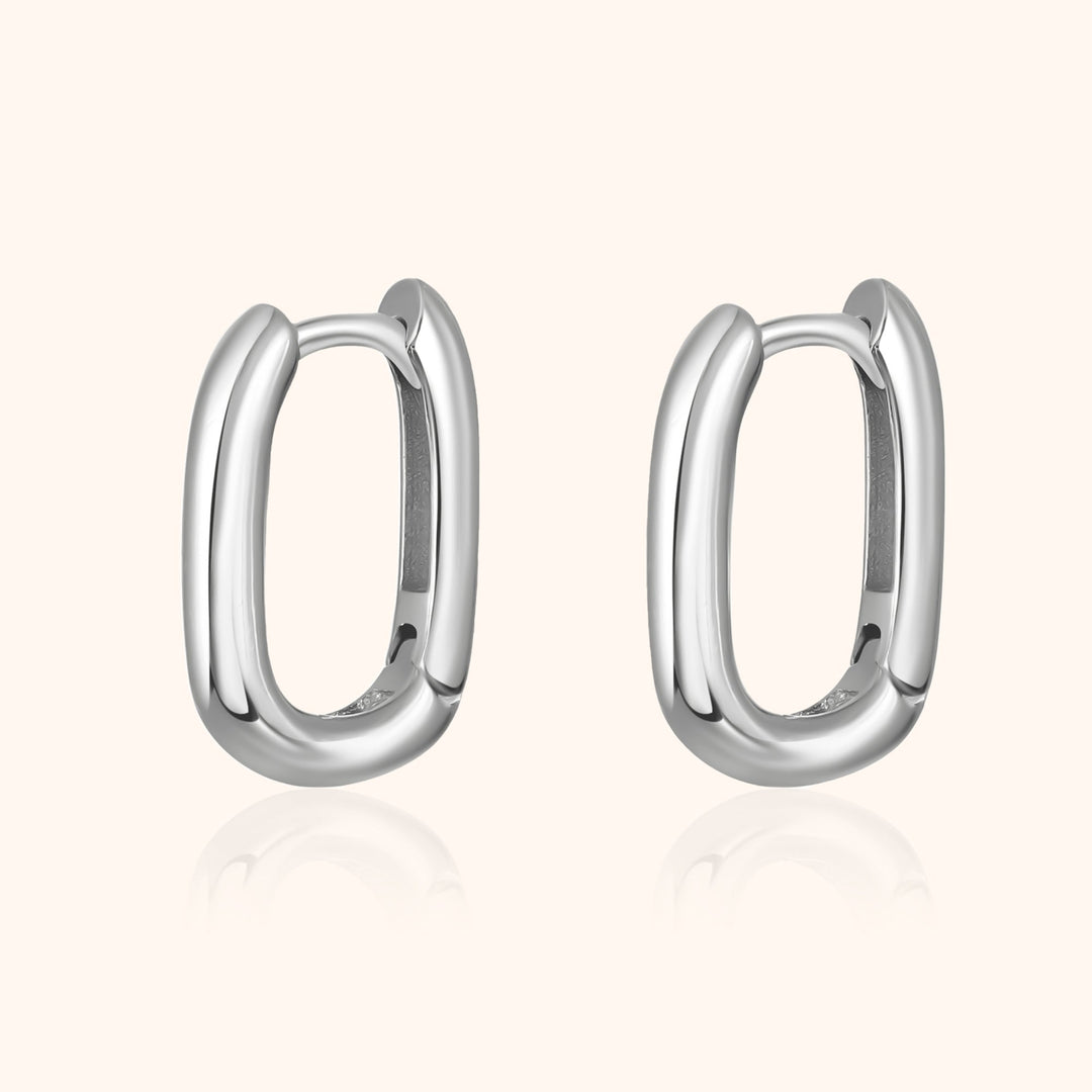 Silberne Creolen Ohrringe, oval, poliert, modisch, Schmuck für Damen.