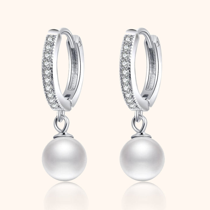 Silberne Creolen mit Perlenanhänger und Zirkonia, eleganter Schmuck, Damen Ohrringe