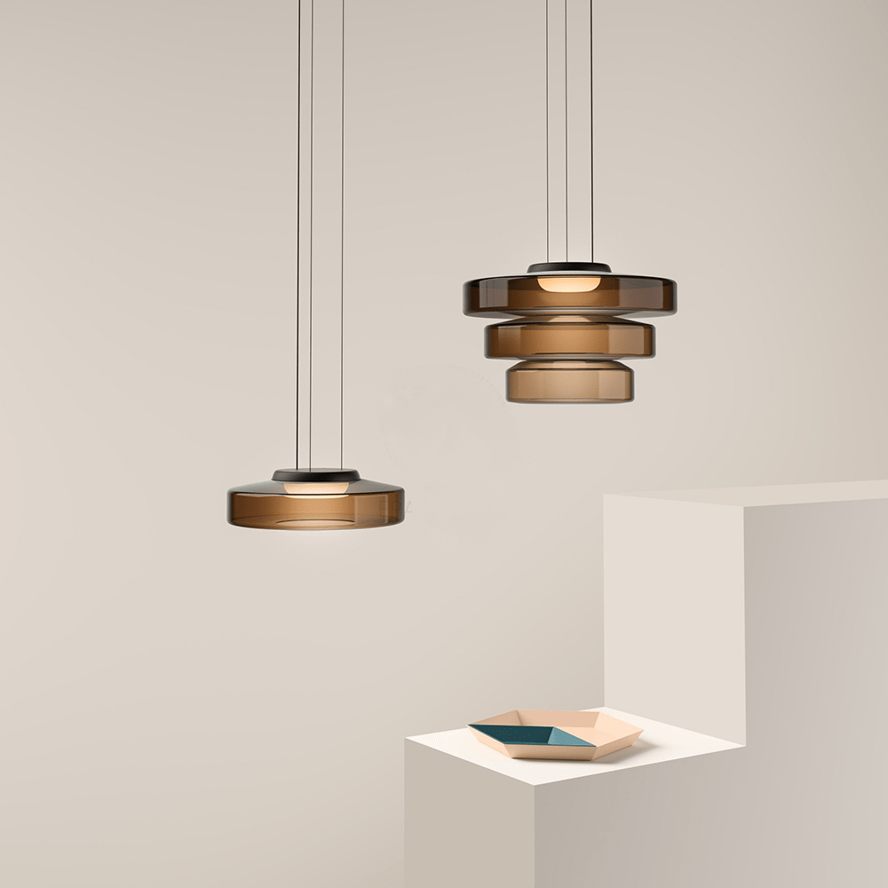 Moderne braune Pendelleuchten aus Glas, minimalistisch, hängend, Inneneinrichtung, Designerlampen.