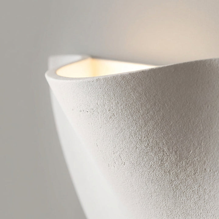 Elegant Curved Wall Sconce -  HaloFold