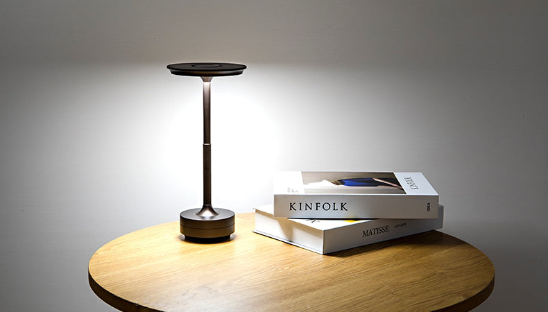 ClarityGlow Luxusní edice | Bezdrátová LED stolní lampa