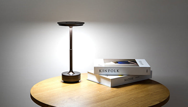 ClarityGlow Luxusní edice | Bezdrátová LED stolní lampa